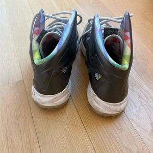 Multicolor Men's High-Top Sneakers